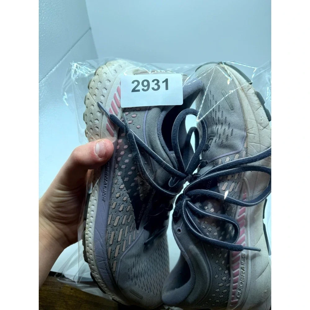 Brooks Adrenaline GTS 21 1203291B675 Womens 9 B Sneaker Iris Lilac Running Shoes